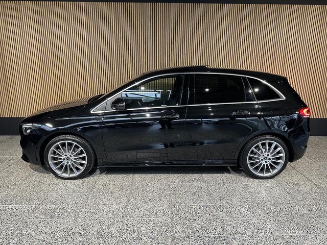 Mercedes-Benz B-KLASSE 250 e AMG Line Trekhaak | HUD | 360 Camera | Schuif/kantel dak