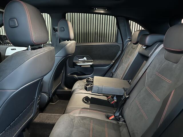 Mercedes-Benz B-KLASSE 250 e AMG Line Trekhaak | HUD | 360 Camera | Schuif/kantel dak