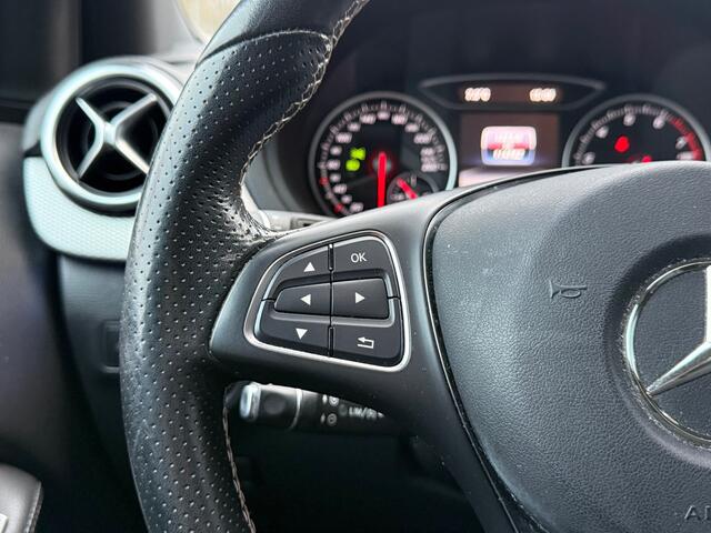 Mercedes-Benz B-KLASSE BWJ 2018 | 200 Ambition 157PK AUTOMAAT | TREKHAAK | LEER | 2X PANO DAK | PDC 2X | NAVI | CLIMA | STOELVERW | CRUISE