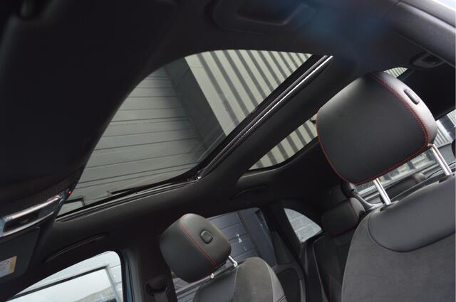 Mercedes-Benz B-KLASSE 180 Business Solution AMG | PANO | CAMERA |