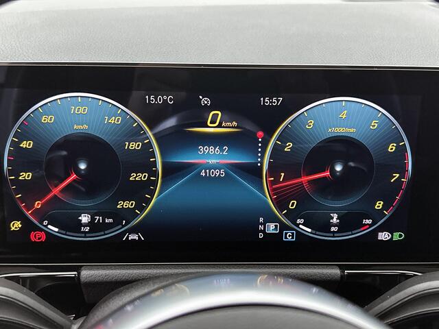 Mercedes-Benz B-KLASSE 180 Business Solution AMG Panoramadak | Lichtmetalen velgen | MBUX wide screen | navigatie | Parking support | Sfeerverlichting | Inclusief 24 maanden MB Certified garantie voor Europa.