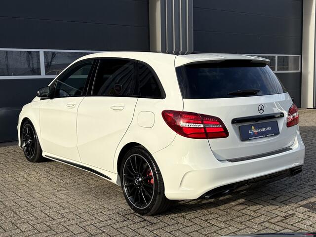 Mercedes-Benz B-KLASSE 180 AMG Night Edition Plus Automaat | Navi | Camera | Leder/Alcantara | LED | Cruise | Interesse? Bel of App naar: 06 30 51 05 90