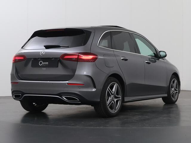 Mercedes-Benz B-KLASSE 250 e AMG Line | Panoramadak | Trekhaak | Stoelverwarming |