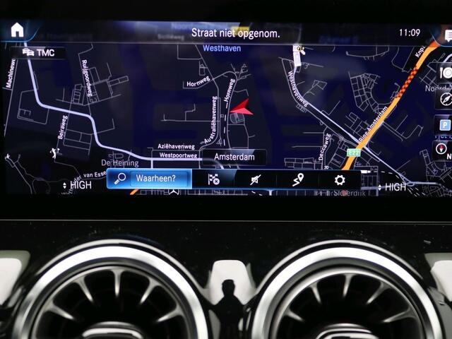 Mercedes-Benz B-KLASSE 180 Business Solution AMG AMG Line | Night Pakket | Achteruitrijcamera | Dodehoekassistent | Easy-Pack Achterklep | Inclusief 24 maanden MB Certified garantie voor Europa.