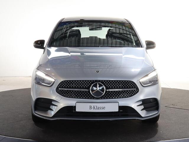 Mercedes-Benz B-KLASSE 250e Business Solution AMG | Panoramaschuifdak | Night | Winter pakket | Trekhaak | Stoelverwarming |
