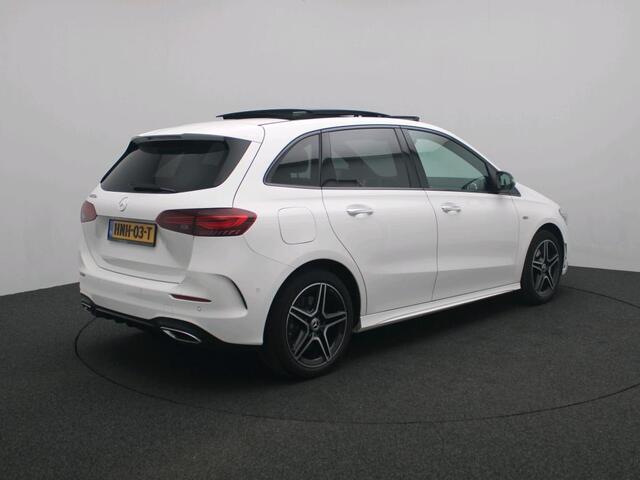 Mercedes-Benz B-KLASSE 250 e Business Solution AMG AMG Line | Night Pakket | Panorama Schuif-Kanteldak | Memory Voorstoelen | Parkeerpakket met 360°-camera. Inclusief 24 maanden Mercedes-Benz Certified garantie voor Europa.