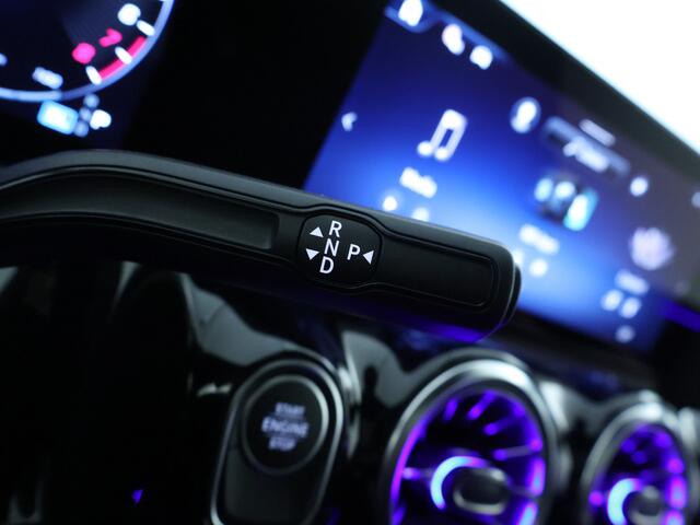 Mercedes-Benz B-KLASSE 250 e Business Solution AMG | Trekhaak | Parkeerpakket met achteruitrijcamera | Keyless-Go comfortpakket | Donkergetint glas achter | GUARD 360 ° Vehicle protection Plus | EASY PACK achterklep |