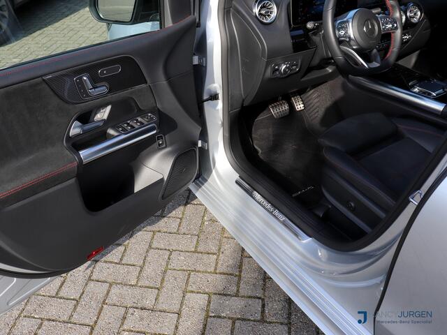 Mercedes-Benz B-KLASSE 220 Launch Edition Premium Plus | AMG | Night-Pakket | Voorstoelen Memory+Verw. | MBUX | Pano | Trekhaak | Ambiente | Multibeam LED | Sound-System | Keyless | Parkeer-Pakket | Diefstalbeveiligingspakket |