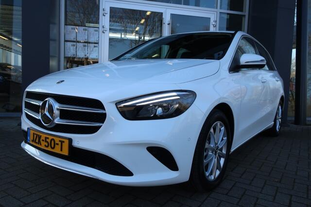 Mercedes-Benz B-KLASSE B250e, Apple Carplay/ Android Auto, Navi, Clima, LED Verlichting, etc.