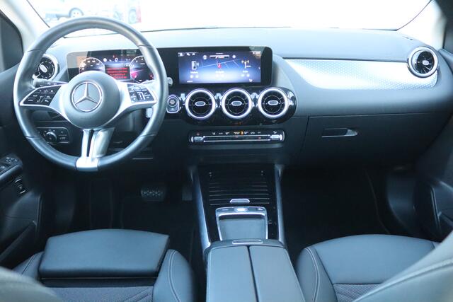 Mercedes-Benz B-KLASSE B200 177PK Automaat Mild-Hybrid Luxury Line Camera/Cruise-control/Elektr.-achterklep