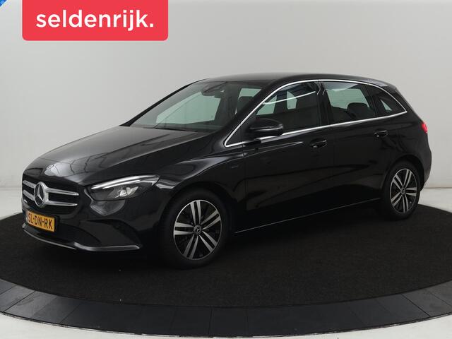 Mercedes-Benz B-KLASSE 250e Urban | Leder | Stoelverwarming | Sfeerverlichting | Camera | Park Assist | Navigatie | Full LED | Widescreen | DAB | Cruise control | Bluetooth | Climate control | PHEV | Plug In