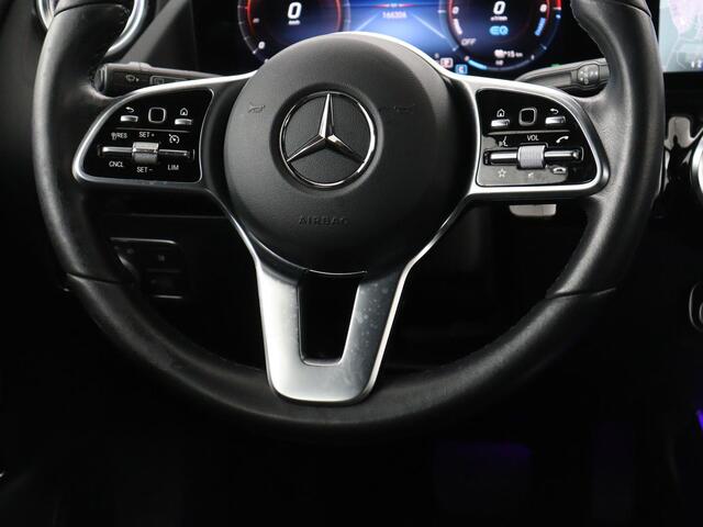 Mercedes-Benz B-KLASSE 250e Urban | Leder | Stoelverwarming | Sfeerverlichting | Camera | Park Assist | Navigatie | Full LED | Widescreen | DAB | Cruise control | Bluetooth | Climate control | PHEV | Plug In