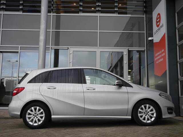 Mercedes-Benz B-KLASSE 180 Prestige | Automaat | Navigatie | Extra getint glas | Lichtmetalen velgen | Cruise control | Achteruitrijcamera