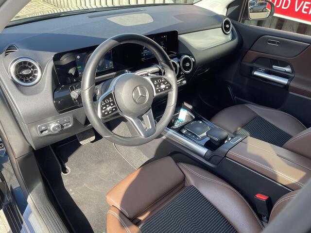 Mercedes-Benz B-KLASSE 250 e Advantage 17"/PDC v+a/Apple Carplay & Android auto/Stoelverwarming