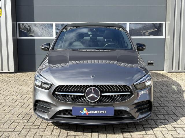 Mercedes-Benz B-KLASSE 200 Business Solution AMG Automaat | Pano | Schuifdak | Navi | Carplay | Camera | Trekhaak | Alcantara/Leder | All Season | Interesse? Bel of App naar: 06 30 51 05 90