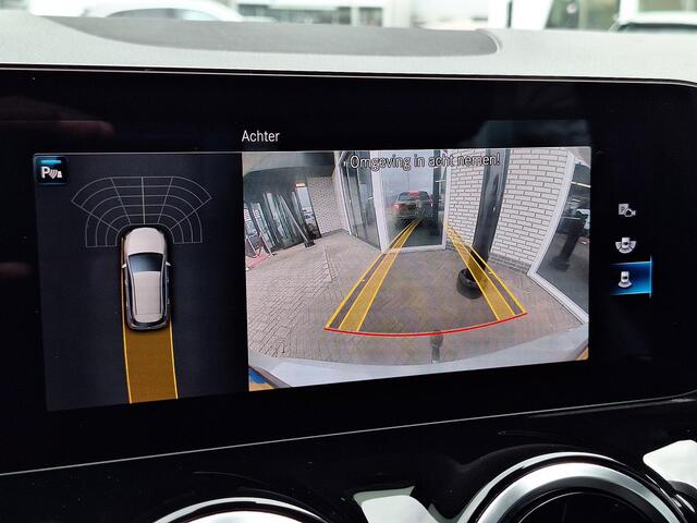 Mercedes-Benz B-KLASSE 200 Luxury Line | Automaat | Trekhaak | Achteruitrijcamera | Stoelverwarming | Spoorassistent | LED verlichting | Elektrische achterklep