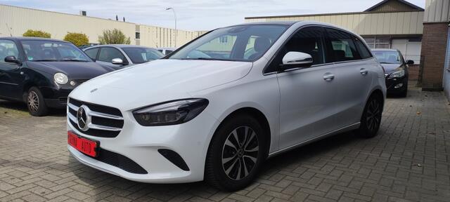 Mercedes-Benz B-KLASSE 200 Bus. Sol. AMG Automaat. Bijna Alle Opties!!!