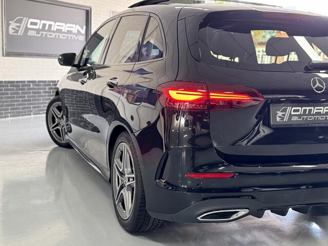 Mercedes-Benz B-KLASSE B 180 AMG PANO CARPLAY FACELIFT