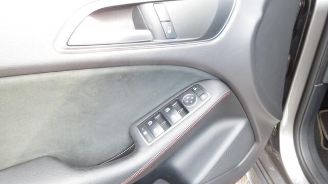 Mercedes-Benz B-KLASSE Ambition AMG automaat navi 18