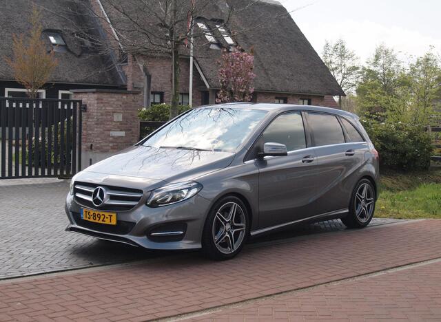 Mercedes-Benz B-KLASSE 180 Business Solution Plus Upgrade Edition | Camera | Trekhaak | Stoelverwarming | LED | Cruise Control |