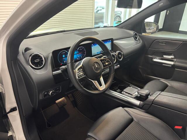 Mercedes-Benz B-KLASSE 180 Premium Plus LED Widescreen Camera Parktronic El. Kofferklep