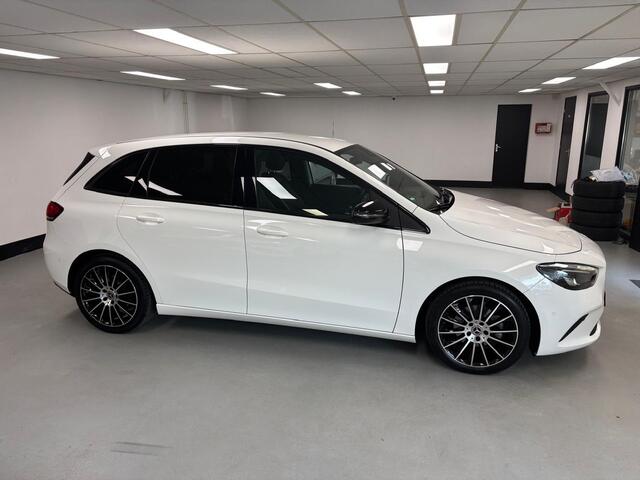 Mercedes-Benz B-KLASSE 180 Premium Plus LED Widescreen Camera Parktronic El. Kofferklep