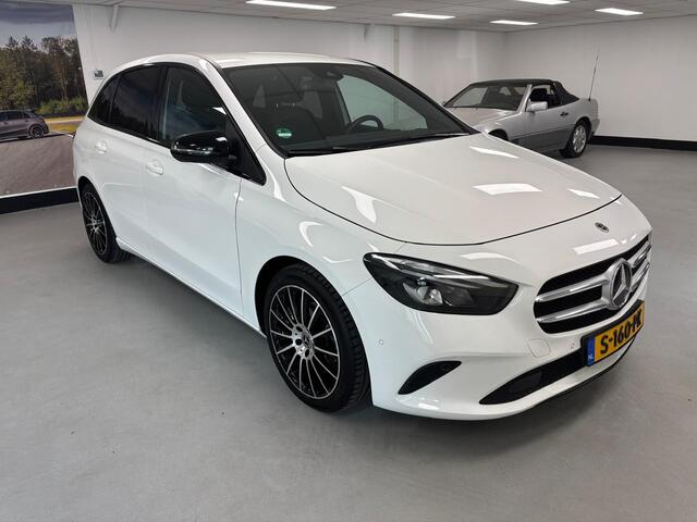 Mercedes-Benz B-KLASSE 180 Premium Plus LED Widescreen Camera Parktronic El. Kofferklep