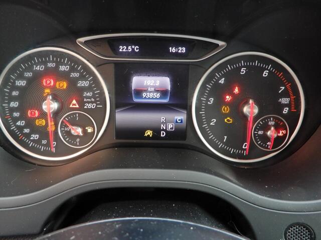 Mercedes-Benz B-KLASSE 180 AMBITION automaat