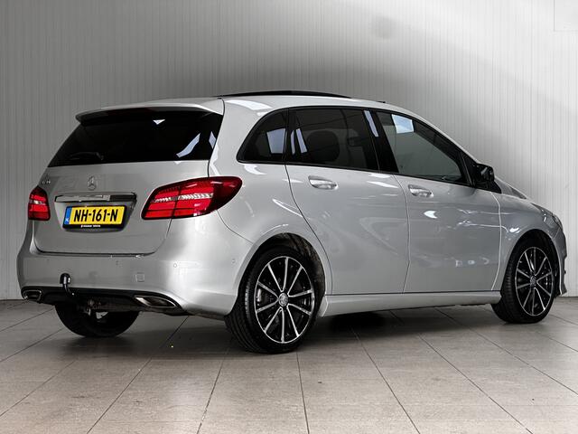 Mercedes-Benz B-KLASSE 180 Ambition/ Trekhaak/ Panorama-Dak/ Panorma-Dak/ 18'' LMV/ LED Koplampen/ LEDER/ Stoelverw./ Keyless-GO/ Navi/ Airco/ Cruise/ Elek. pakket/ Bluetooth/ Multi. LEDER. Stuur/ PDC V+A/ Extra getint glas.