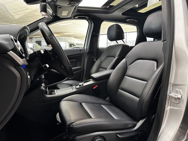 Mercedes-Benz B-KLASSE 180 Ambition/ Trekhaak/ Panorama-Dak/ Panorma-Dak/ 18'' LMV/ LED Koplampen/ LEDER/ Stoelverw./ Keyless-GO/ Navi/ Airco/ Cruise/ Elek. pakket/ Bluetooth/ Multi. LEDER. Stuur/ PDC V+A/ Extra getint glas.