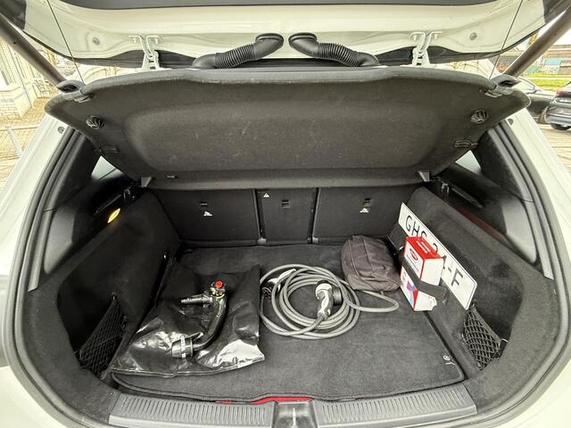 Mercedes-Benz B-KLASSE 250e Aut. Hybrid Premium Plus SoH 95% | Panorama | Camera | Leder | | Navi |