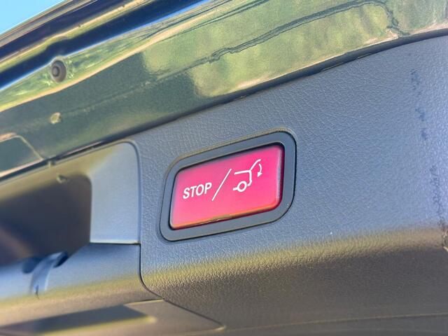 Mercedes-Benz B-KLASSE 250 e AMG Line | Plug-in Hybride | Camera | Panoramadak | Elektrische achterklep | Getint glas | Half Lederen bekleding |