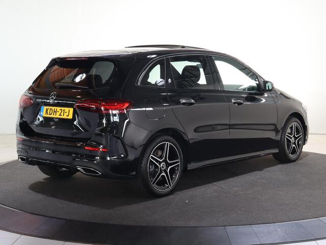 Mercedes-Benz B-KLASSE 250e Business Solution AMG | Panoramaschuifdak | Night | Winter pakket | Trekhaak | Stoelverwarming |