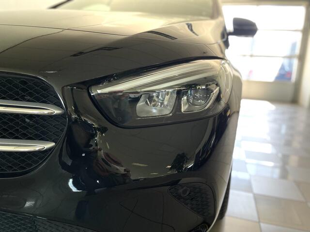 Mercedes-Benz B-KLASSE 180 Business Solution Luxury | Parkeer camera | Elektrische achterklep | Carplay