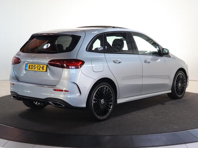 Mercedes-Benz B-KLASSE 250e Business Solution AMG | Panoramaschuifdak | Night | Premium plus pakket | Winter pakket | Trekhaak | Head-up display |