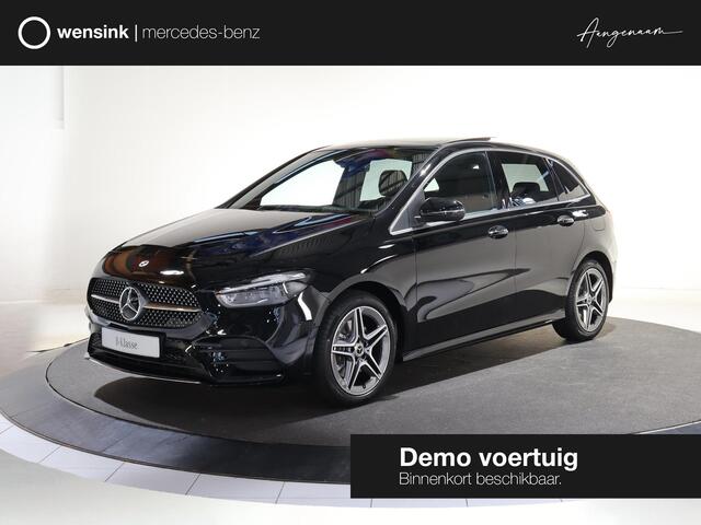 Mercedes-Benz B-KLASSE 250e Business Solution AMG | Panoramaschuifdak | Winter pakket | Achteruitrijcamera | Trekhaak |