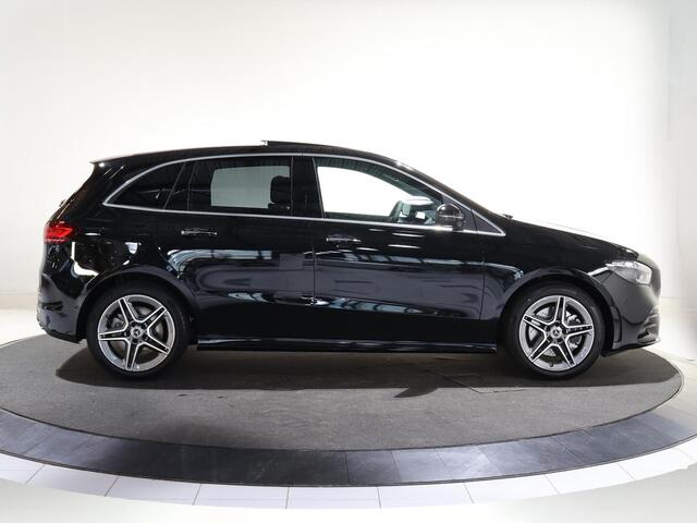 Mercedes-Benz B-KLASSE 250e Business Solution AMG | Panoramaschuifdak | Winter pakket | Achteruitrijcamera | Trekhaak |