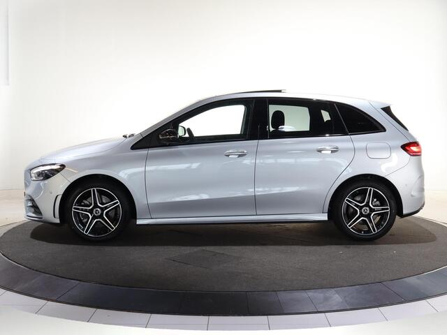 Mercedes-Benz B-KLASSE 250e Business Solution AMG | Panoramaschuifdak | Night | Winter pakket | Trekhaak | Stoelverwarming |