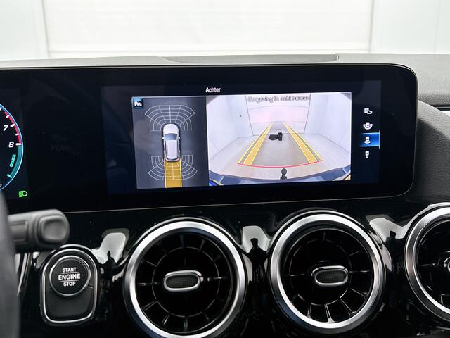 Mercedes-Benz B-KLASSE 250 e Plug-In Hybride Trekhaak | Ledkoplampen | Apple CarPlay | Parkeerpakket met achteruitrijcamera | Stoelverwarming. Inclusief 24 maanden MB Certified garantie voor Europa.