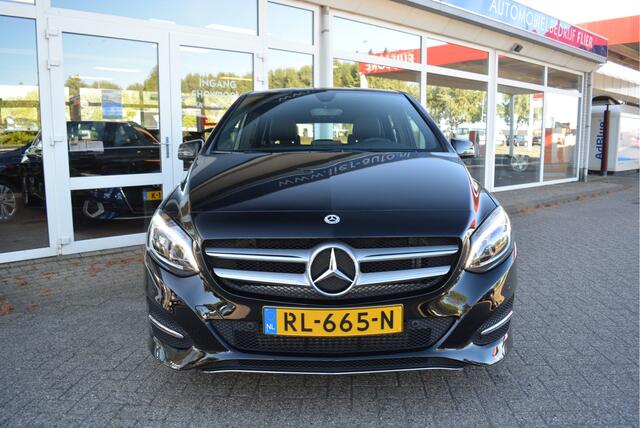 Mercedes-Benz B-KLASSE 180 123PK Ambition Urban | LED | PDC V+A | Orig. NL | NAP