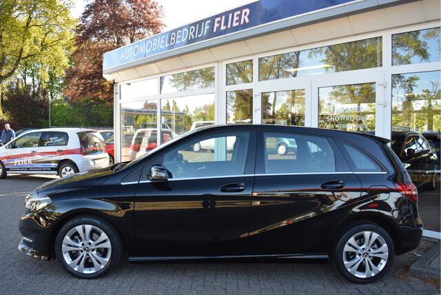 Mercedes-Benz B-KLASSE 180 123PK Ambition Urban | LED | PDC V+A | Orig. NL | NAP