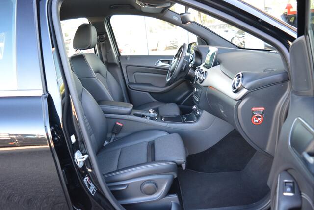 Mercedes-Benz B-KLASSE 180 123PK Ambition Urban | LED | PDC V+A | Orig. NL | NAP