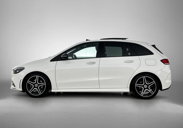 Mercedes-Benz B-KLASSE 200 Business Solution AMG | Panoramadak | Trekhaak | Achteruitrijcamera | Multibeam Koplampen | Inclusief 24 maanden MB Certified garantie voor Europa.