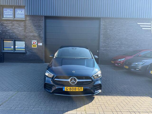 Mercedes-Benz B-KLASSE 180 Business Solution AMG | 12MND GARANTIE | AUTOMAAT | LED | CRUISE | CARPLAY | DAB | AIRCO | STOELVERWM. |