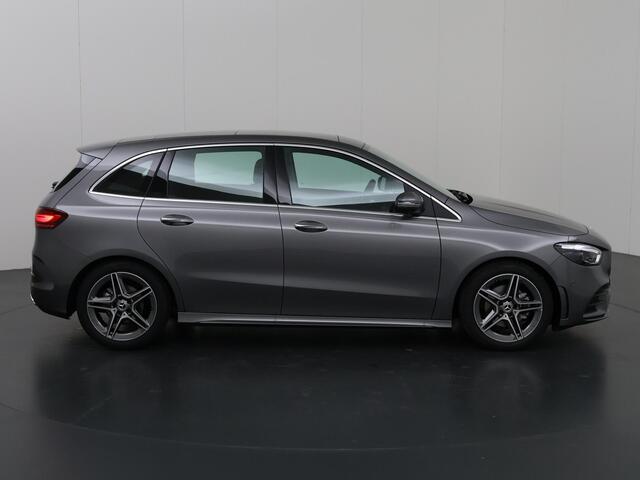 Mercedes-Benz B-KLASSE 180 Star Edition | Trekhaak | Stuurverwarming | Panorama-schuifdak | Memory stoelen