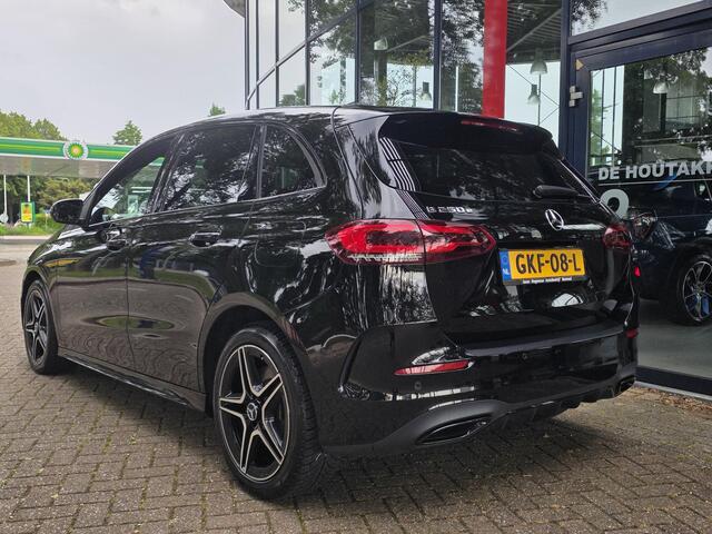 Mercedes-Benz B-KLASSE AMG 250 e Business Line | SOH 95,28% | Navigatie | Climate Control | Cruise Control | Licht metalen velgen | Apple Carplay