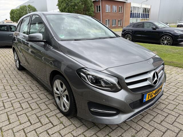 Mercedes-Benz B-KLASSE 200 Prestige Leder |