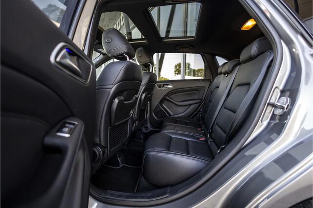 Mercedes-Benz B-KLASSE 200 Prestige AMG | Pano | Leder | Camera