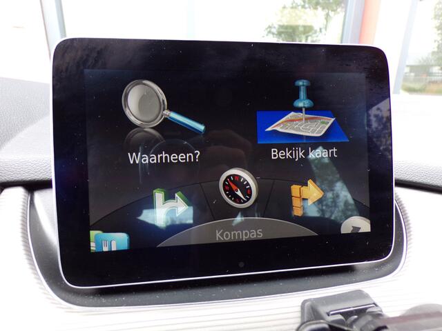 Mercedes-Benz B-KLASSE 180 Prestige Automaat Stoelverwarming Trekhaak