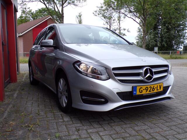 Mercedes-Benz B-KLASSE 180 Prestige Automaat Stoelverwarming Trekhaak